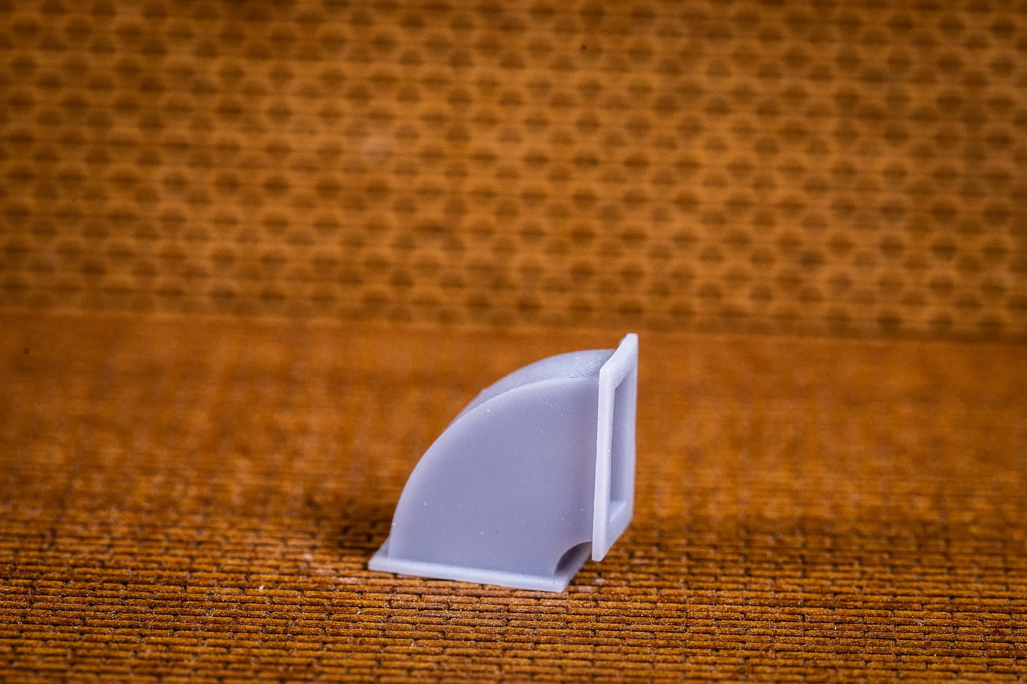 Air conditioner duct 90d elbow 12w - HO Scale