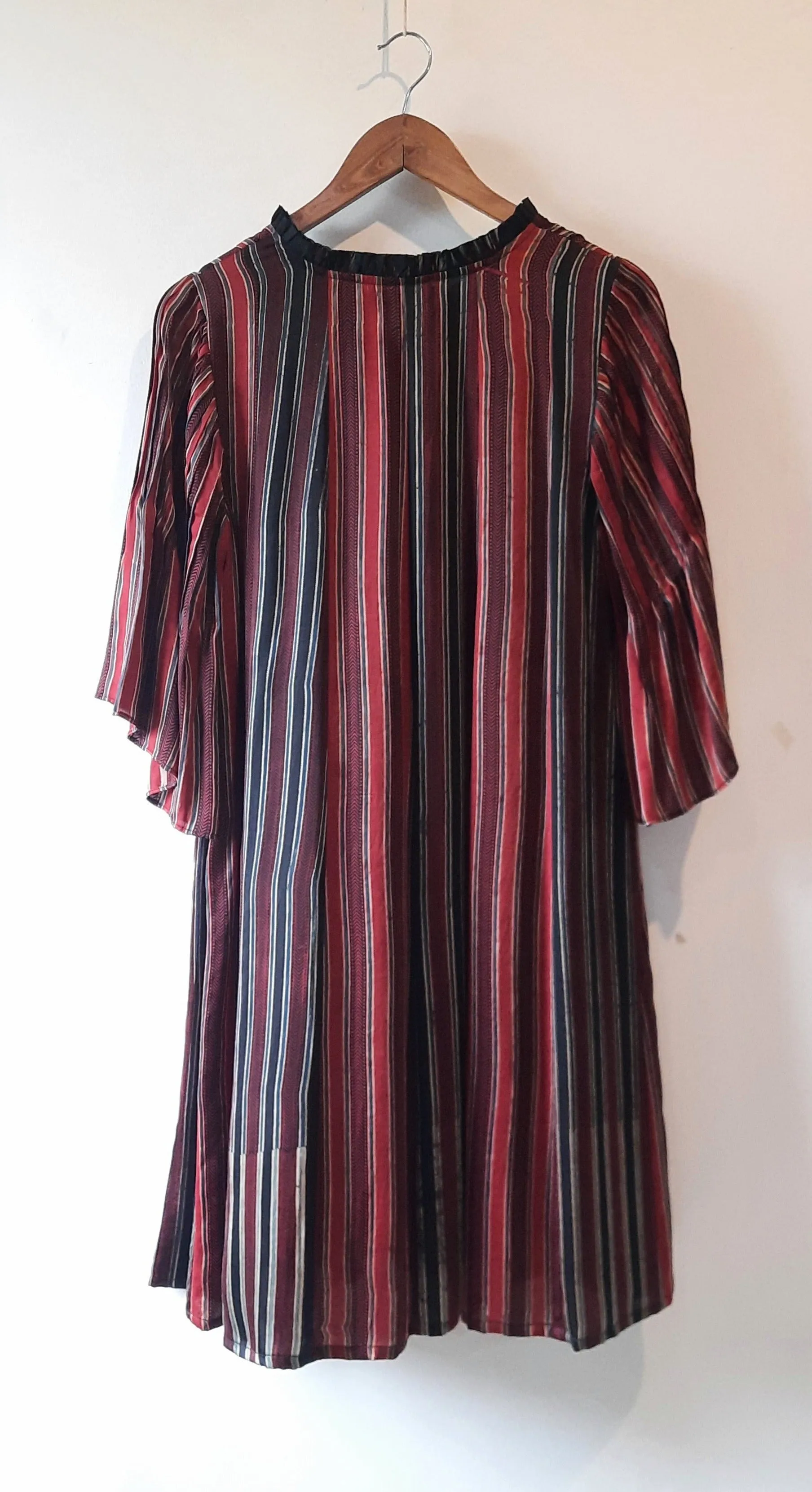 Ajrakh Modal kurta w/ Tassel details