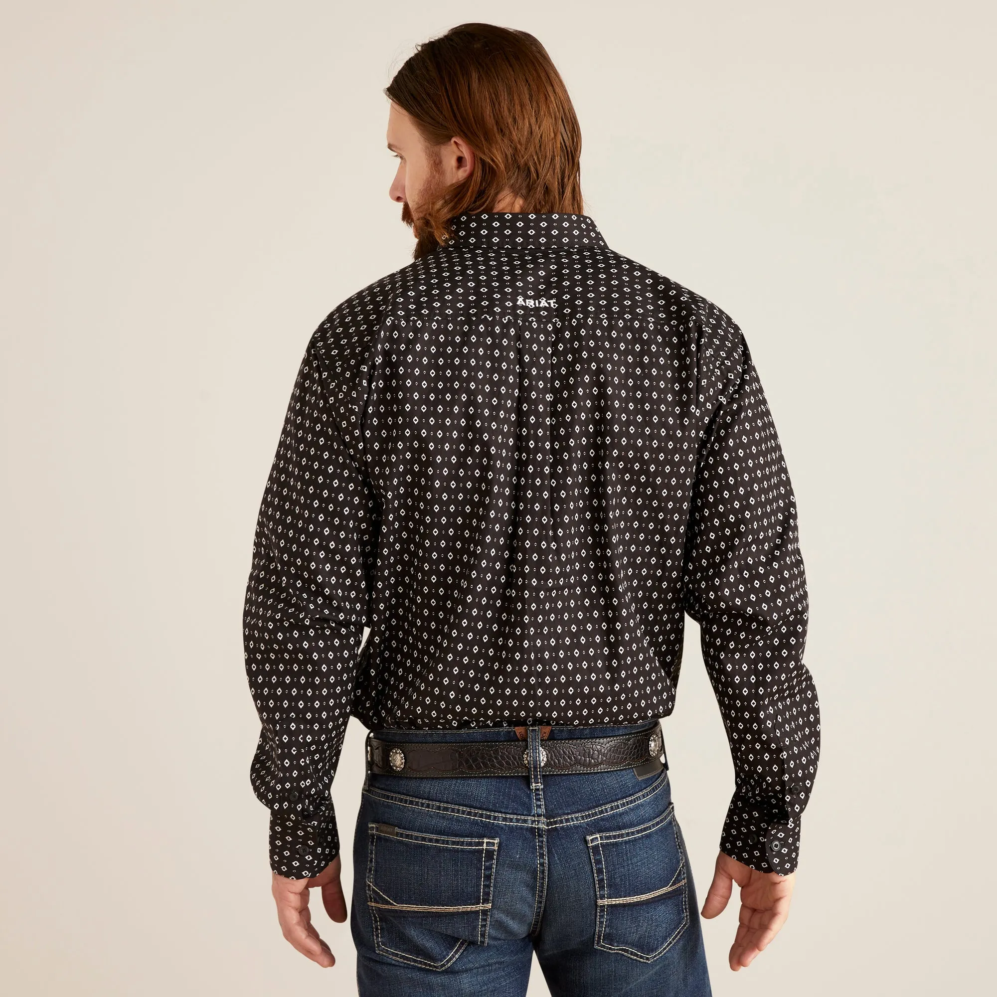 Ariat Men's Slade Classic Fit Long Sleeve Shirt, Black