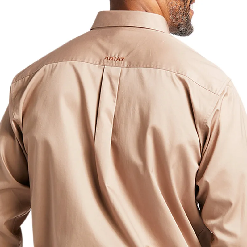 Ariat Men's Solid Twill Classic Long Sleeve Shirt, Beige/Khaki