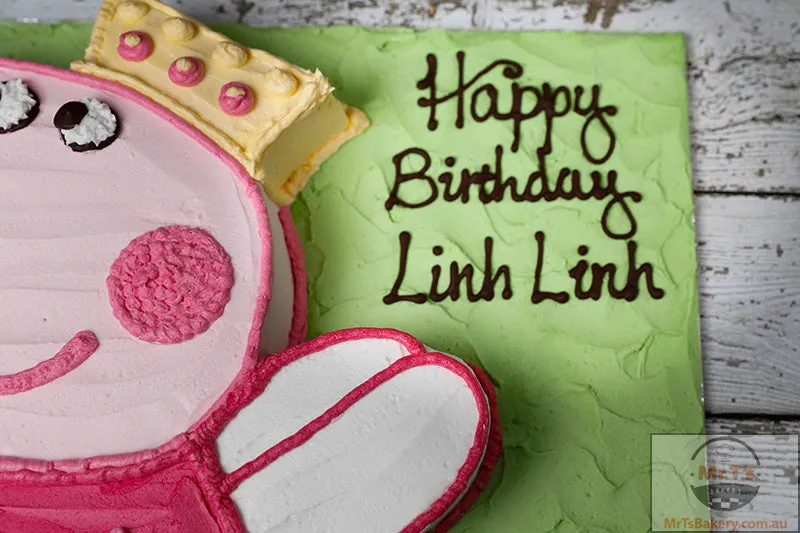 Beautiful Peppa Pig Cake