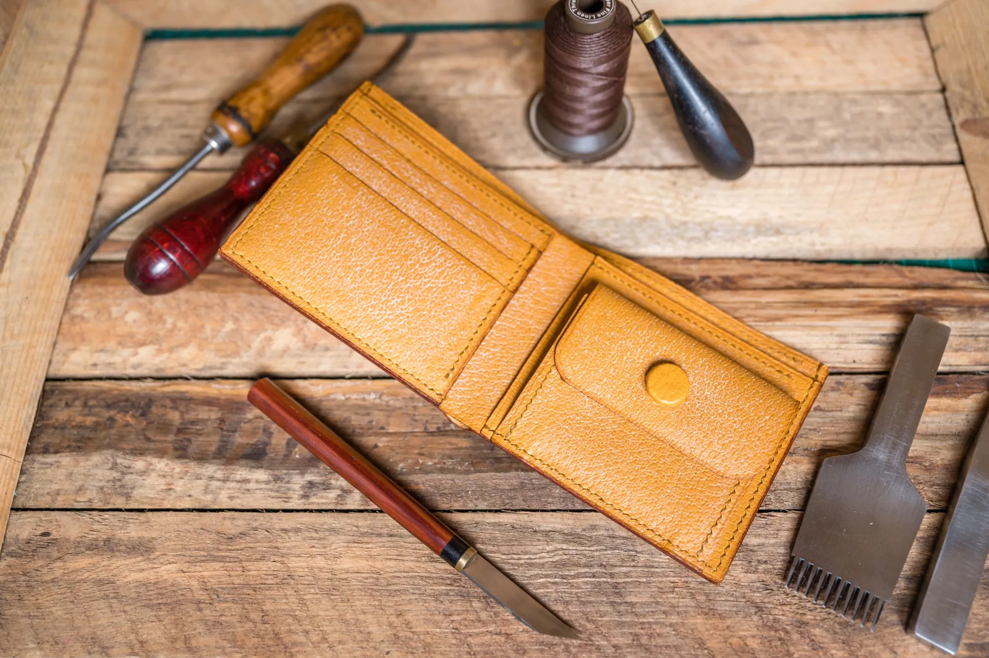 Bifold Wallet with Coin Pocket