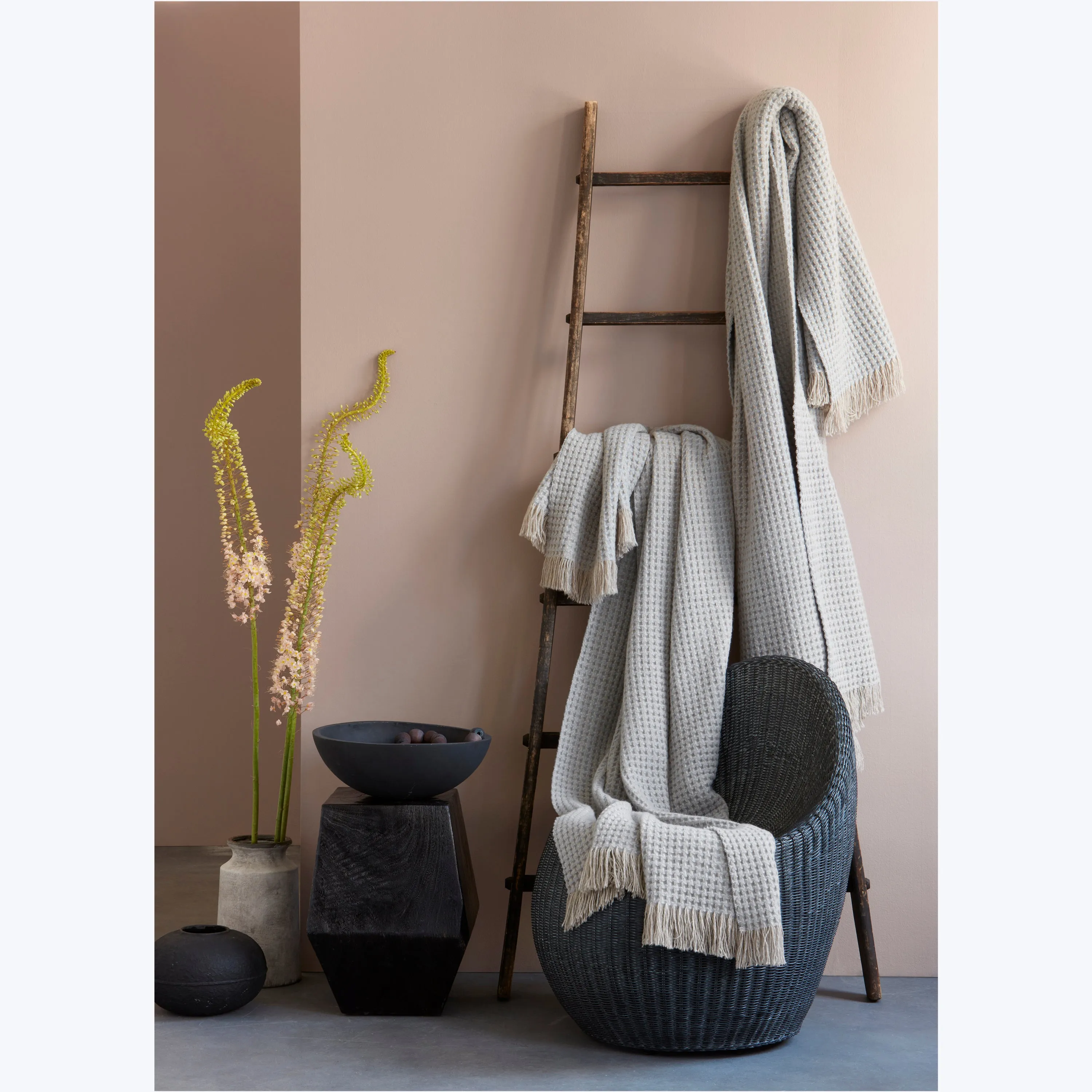 Cleo Cashmere Throw