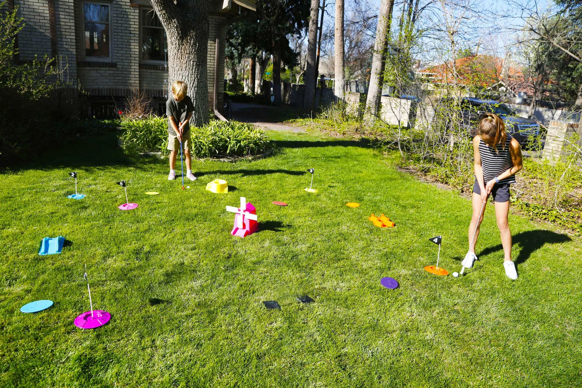 DELUXE MINI GOLF