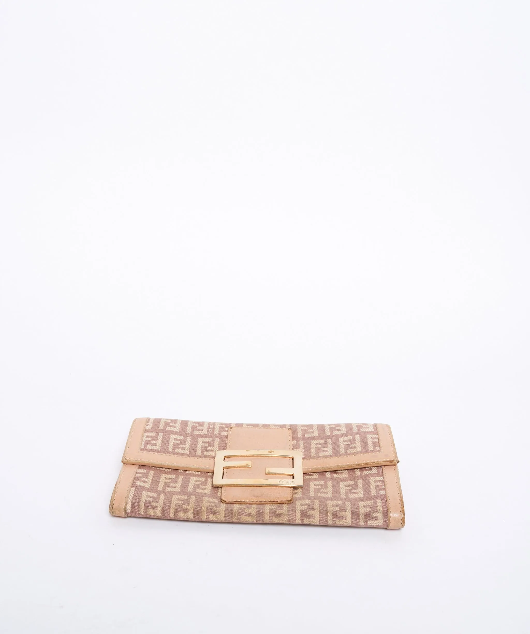 Fendi wallet beige