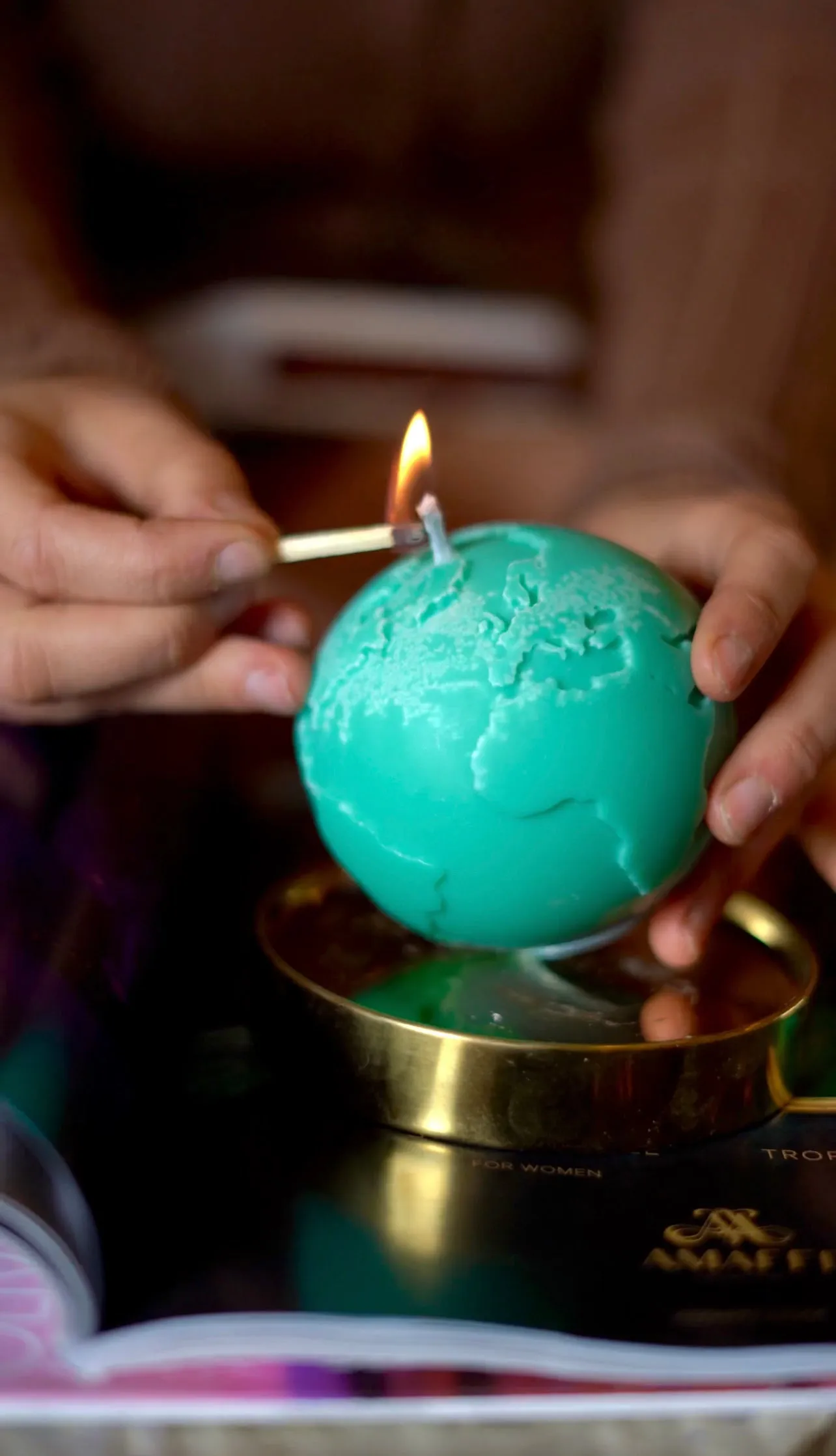 Globe Candle, Sustainable Gifts, Eco Friendly Presents, Green Gift Ideas, Zero Waste Gifts, Environmentally Friendly Gifts, Earth Friendly Gifts, Recycled Gifts, Natural Gift Options, Eco Conscious Gifting, Green Living Gifts