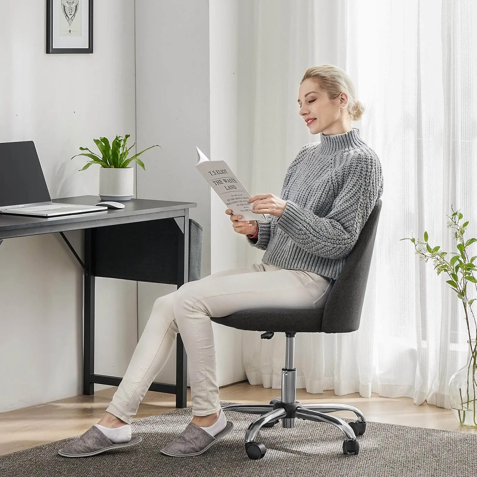 Modern Fabric Armless Adjustable Swivel Office Desk Chairs with Wheels