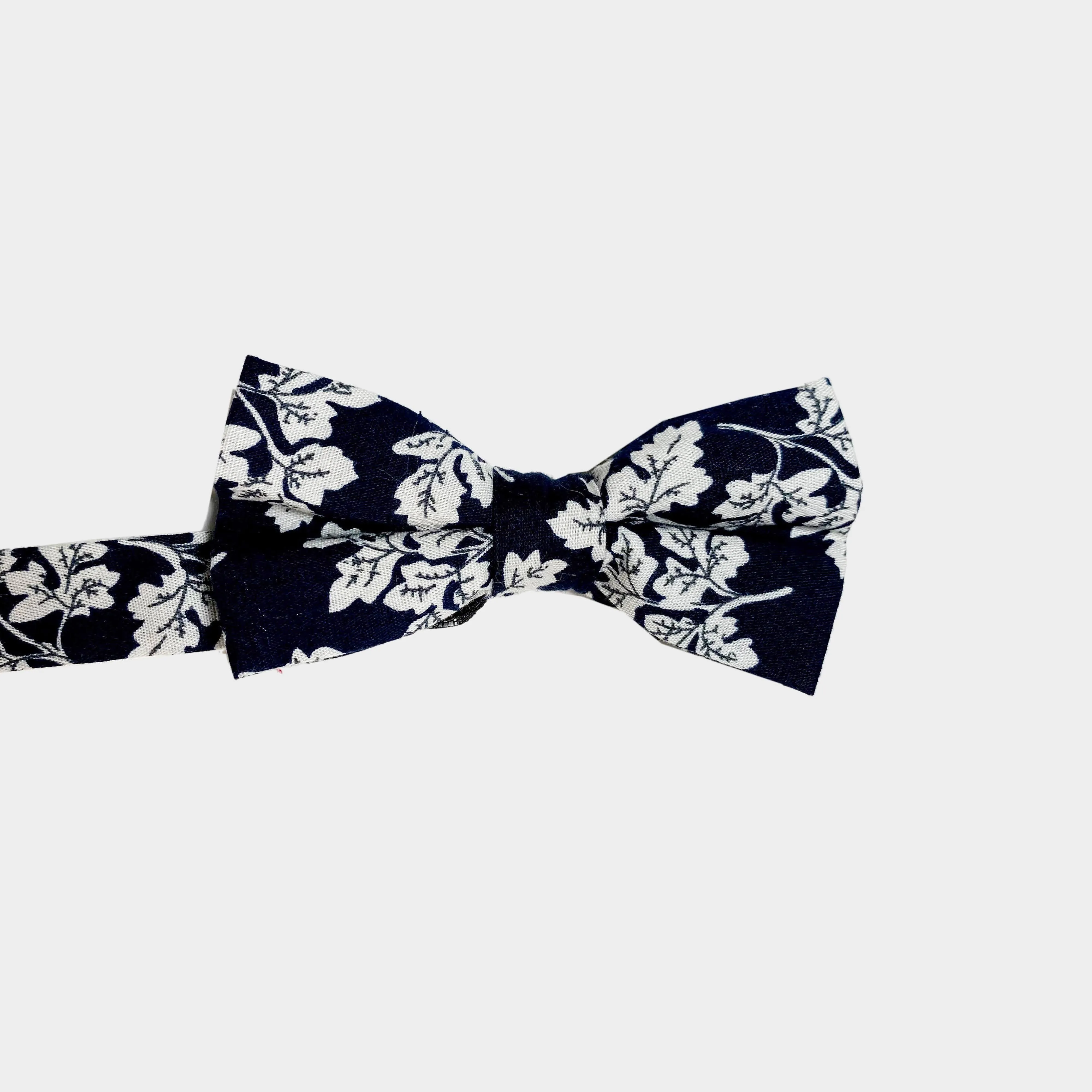 OAKLEY || BOY BOW TIE