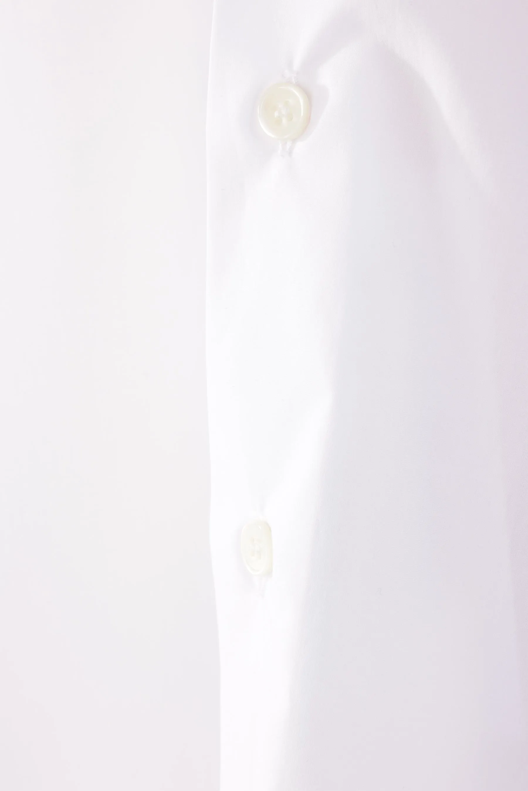 poplin shirt with destructured details