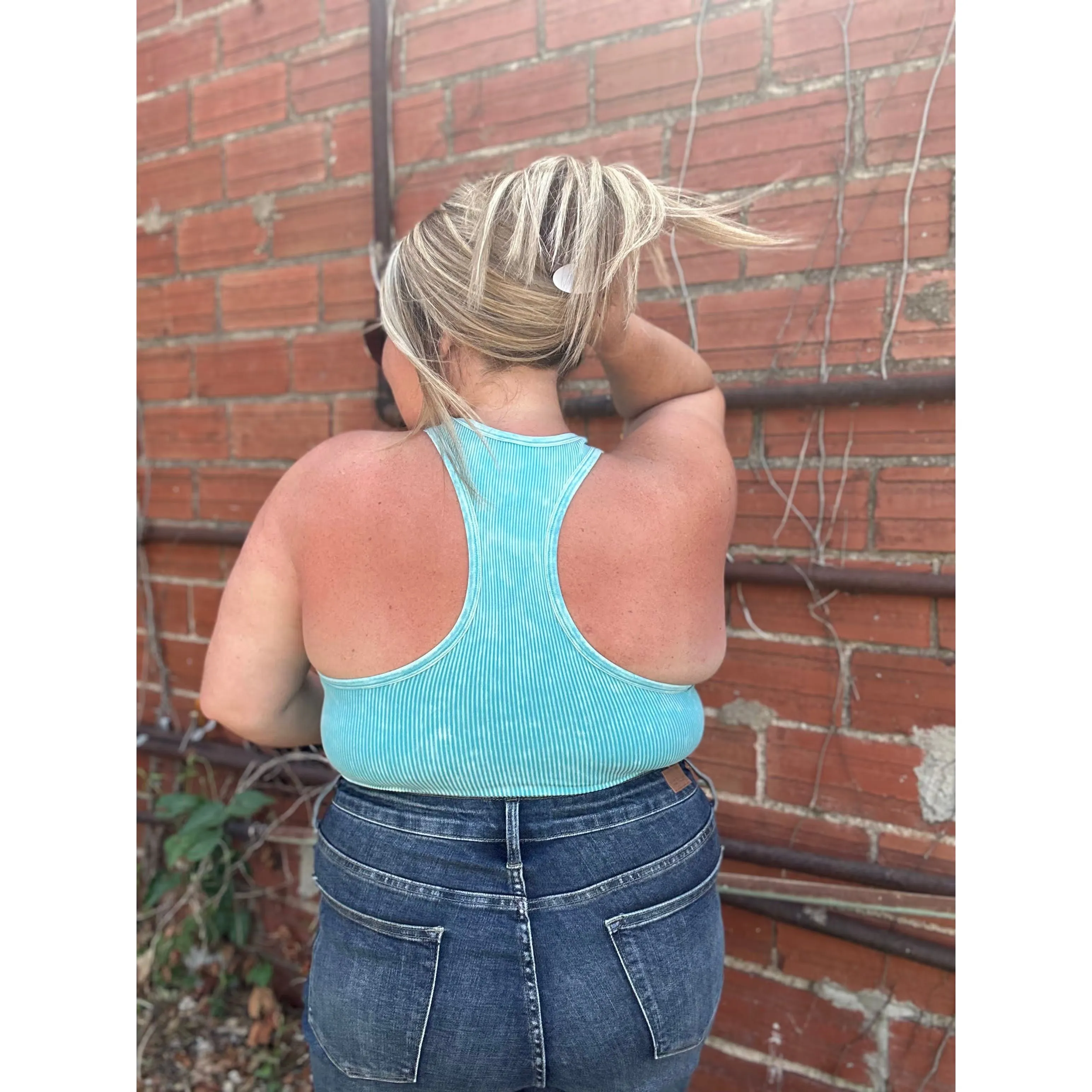“Poppy”   Cropped Tank {CURVY}