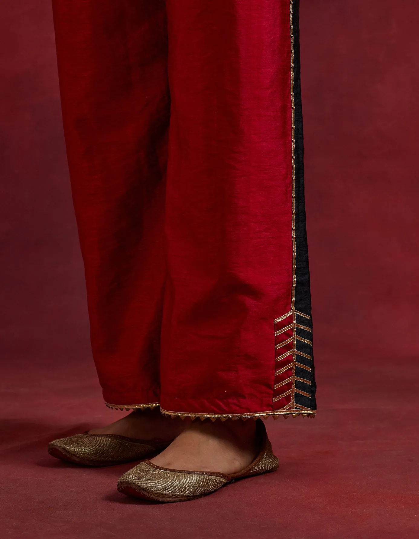 Red Black Raw Silk Half And Half Kurta Set (Set Of 3)