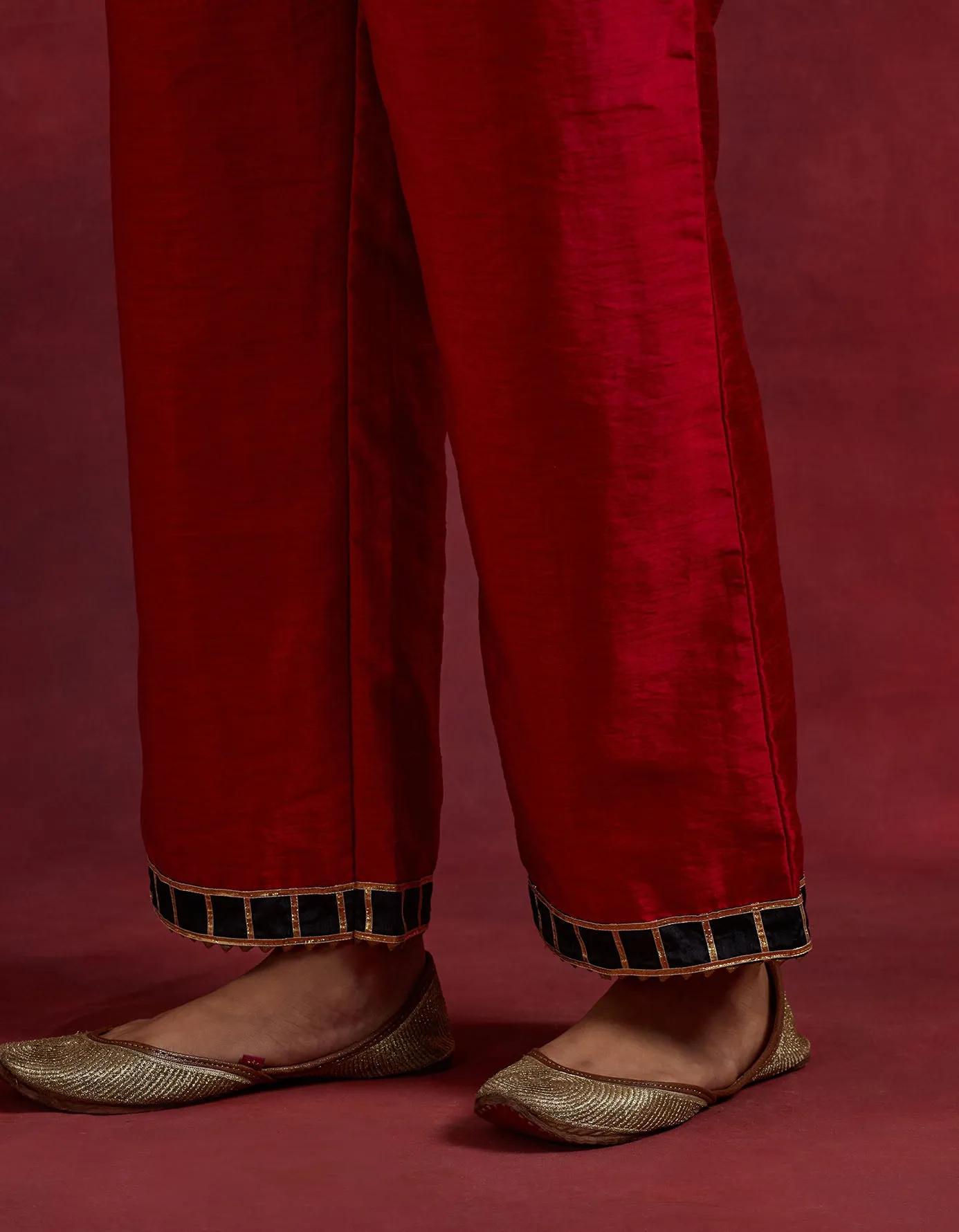 Red Black Raw Silk Mira Kurta Set (Set Of 2)