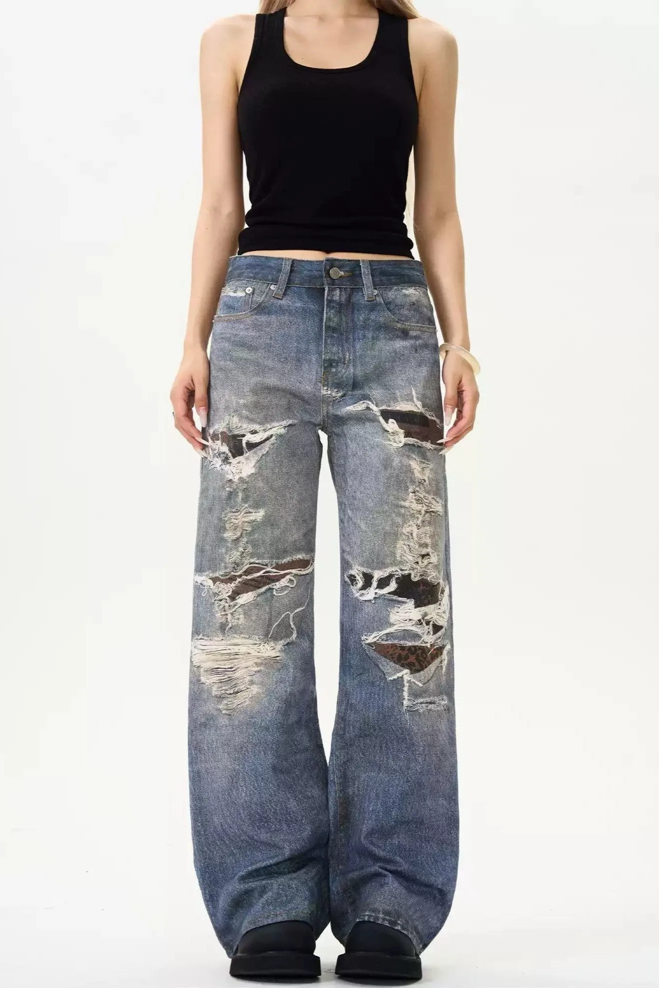 Rip Details Faded Jeans