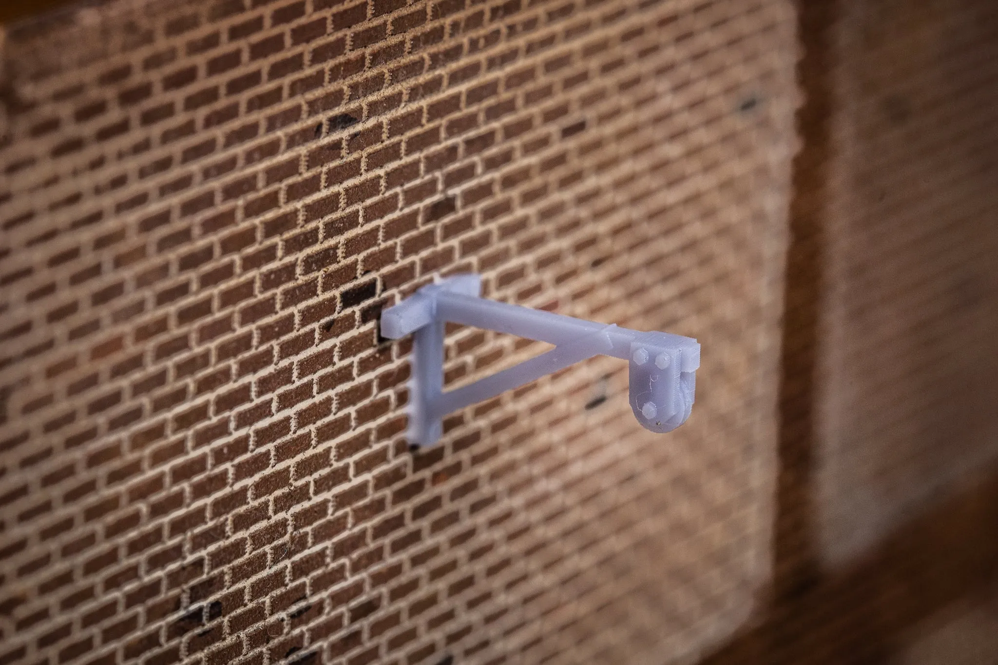 Wall Mounted Hoist Pulley - HO Scale