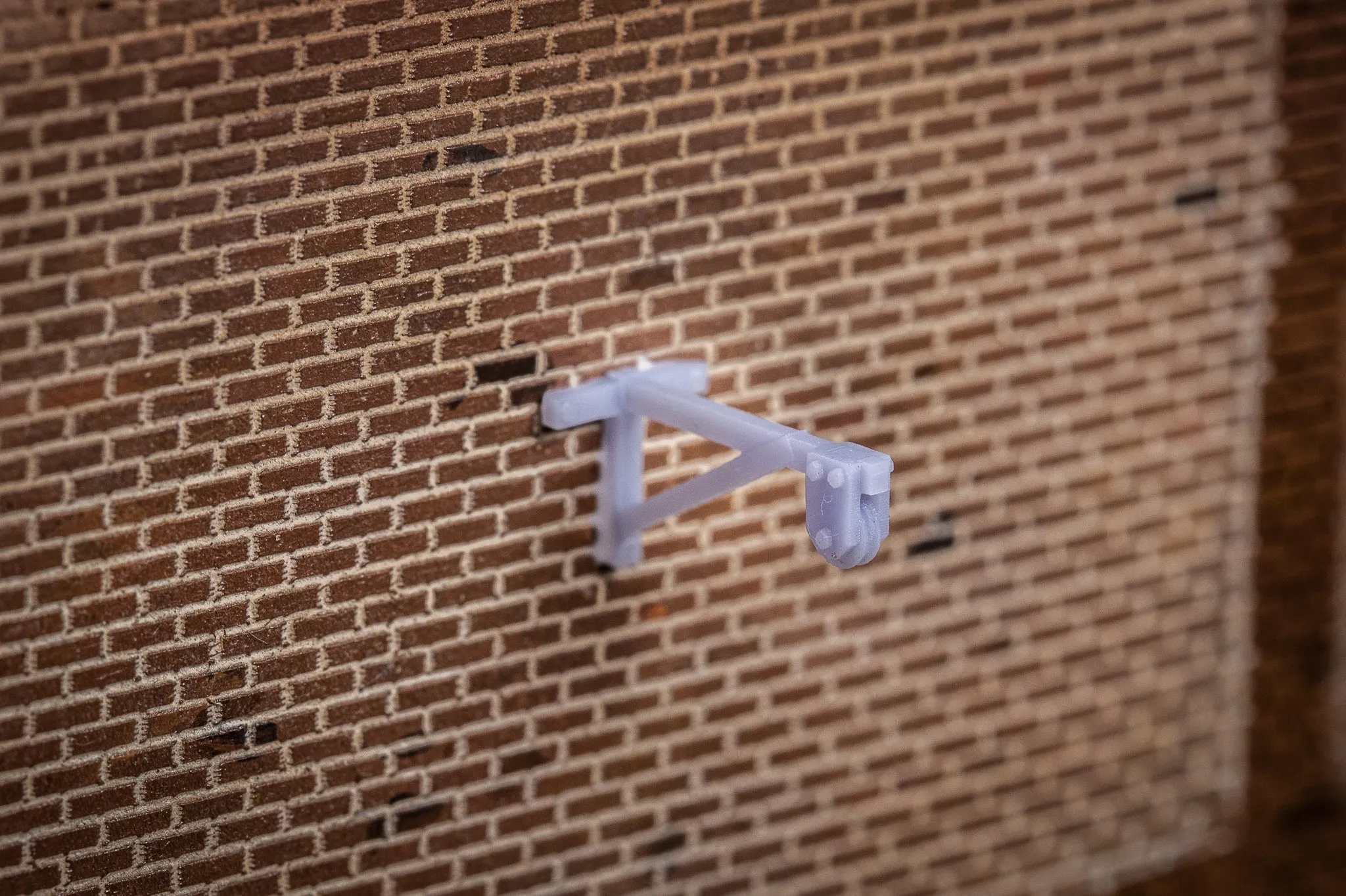 Wall Mounted Hoist Pulley - HO Scale